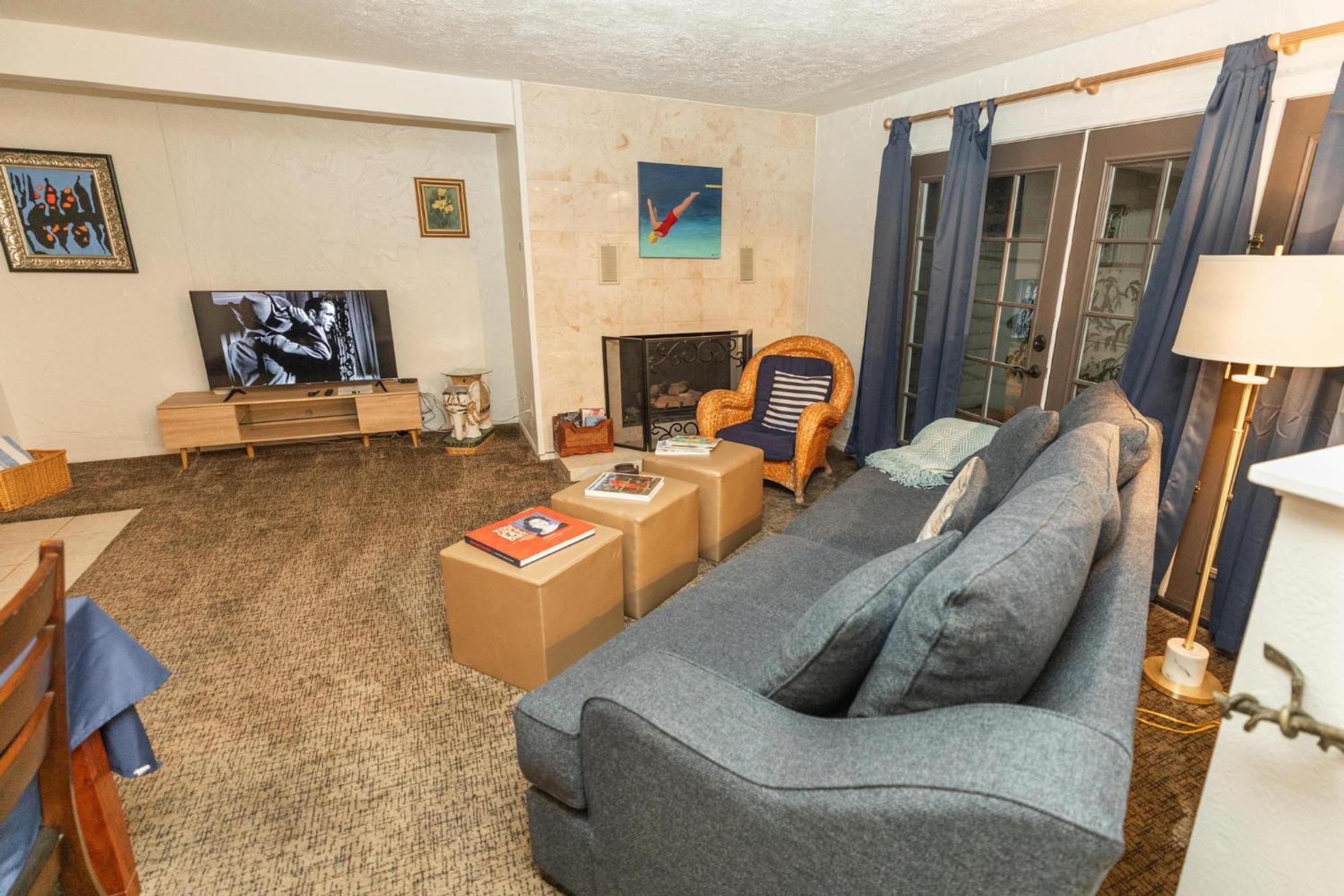 Old Ranch - Adults Only 21 & Up Hotel