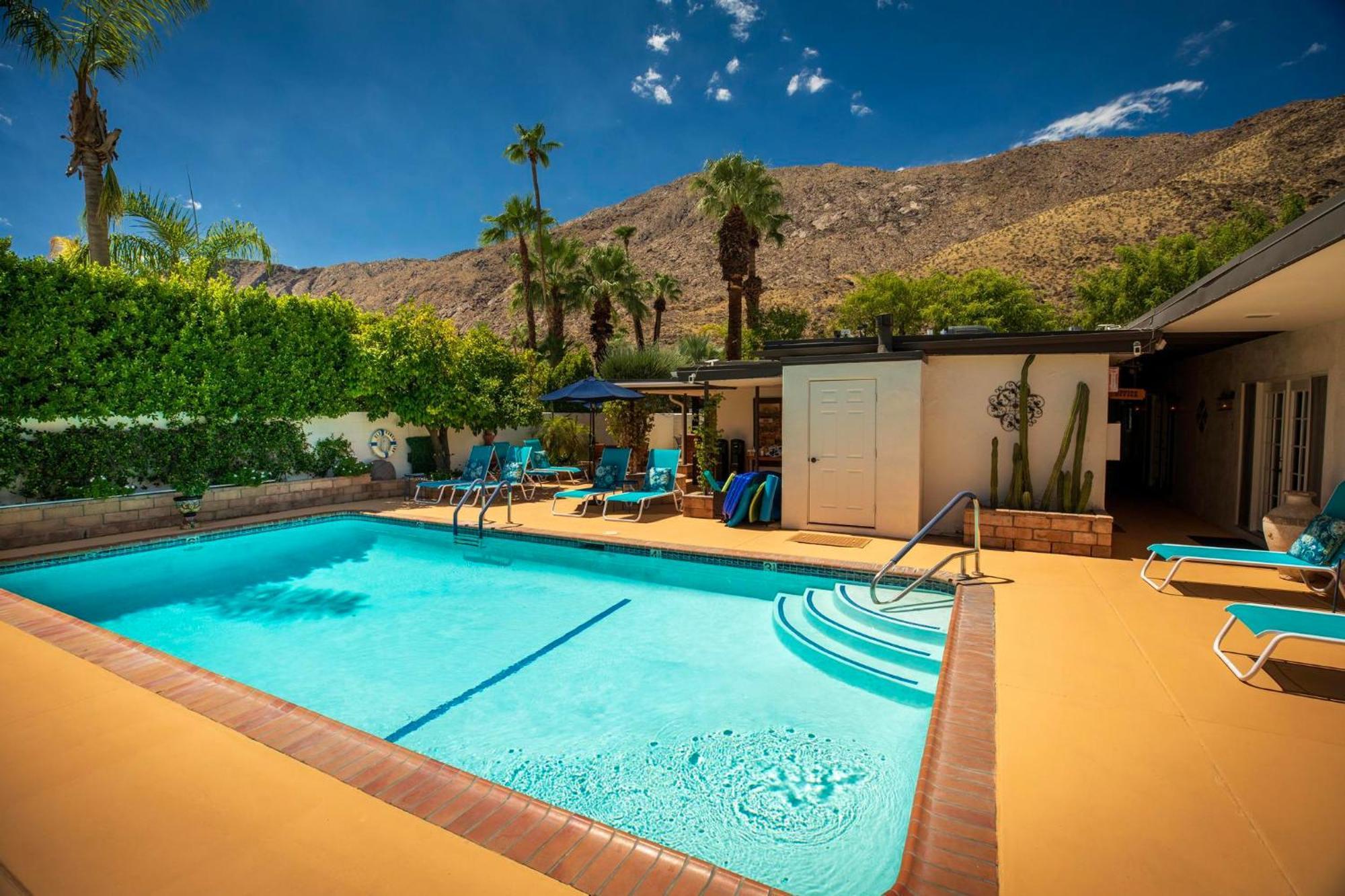 Old Ranch - Adults Only 21 & Up Hotel